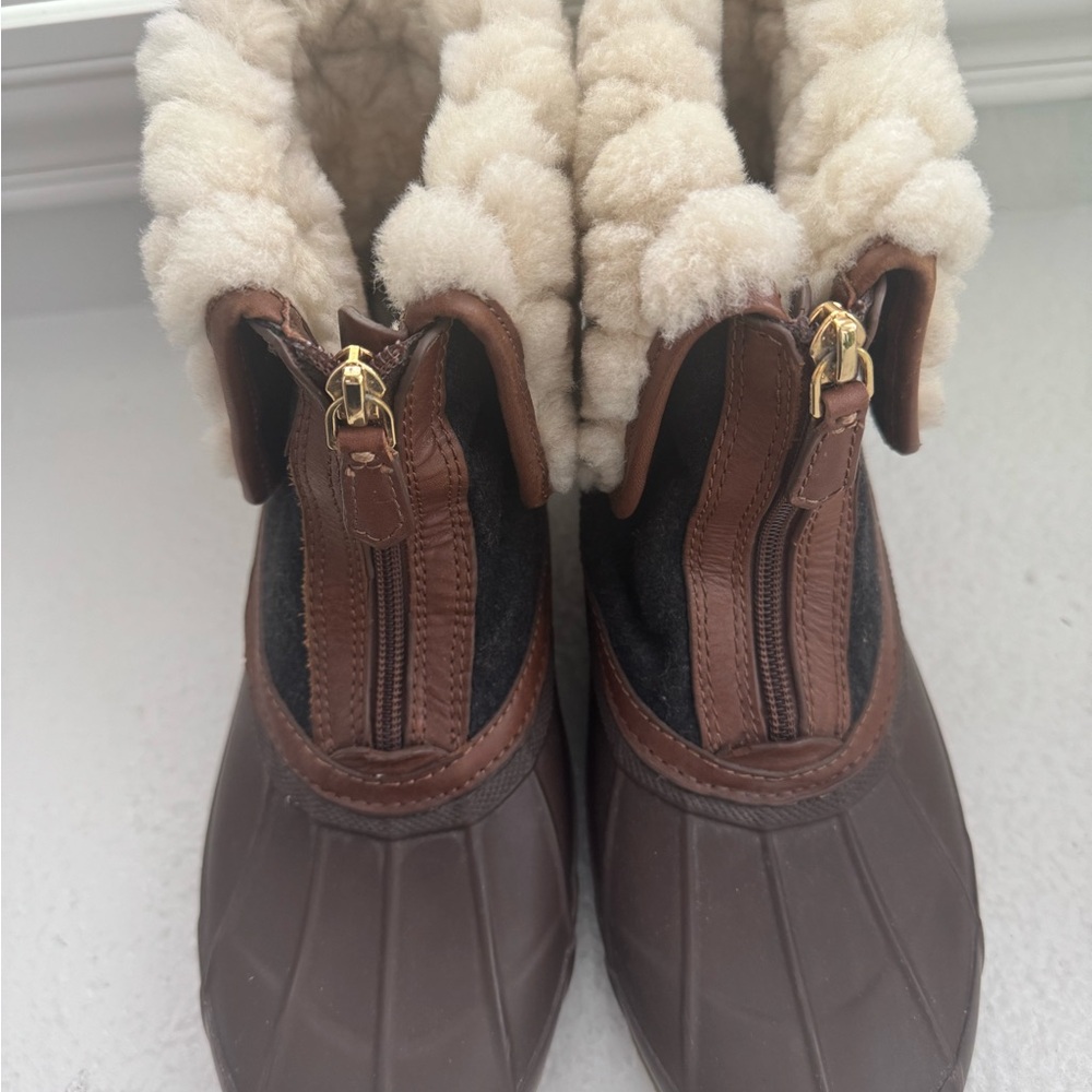 Tory Burch Abbot Shearling Bootie Size 9 US
